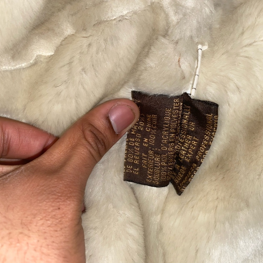 Ugg jacket - Picture 7 of 11